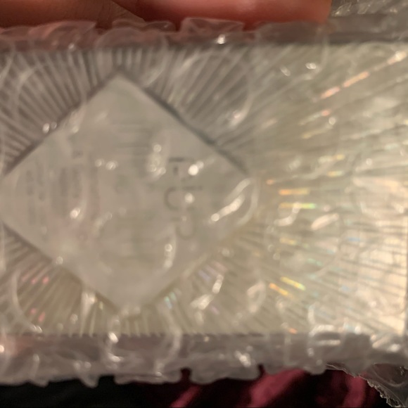 Our iconic glow highlight - Picture 4 of 6